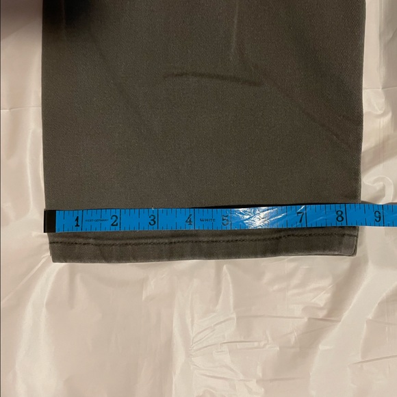 🌼 Bundle 2 for $20 🌼 Lee Gray Straight Leg Women’s Pants - Picture 5 of 7